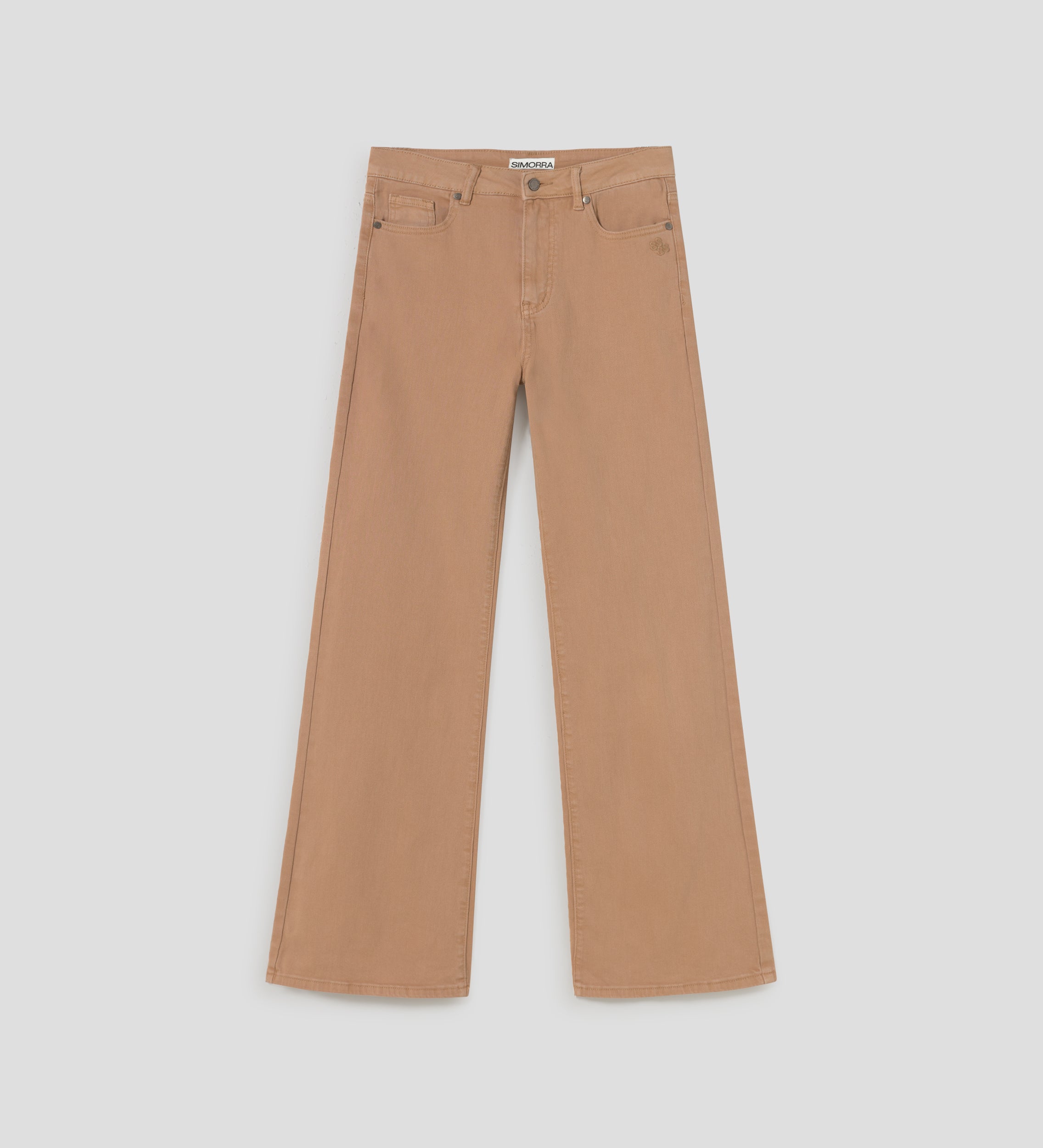 Pantalón vaquero acampanado
