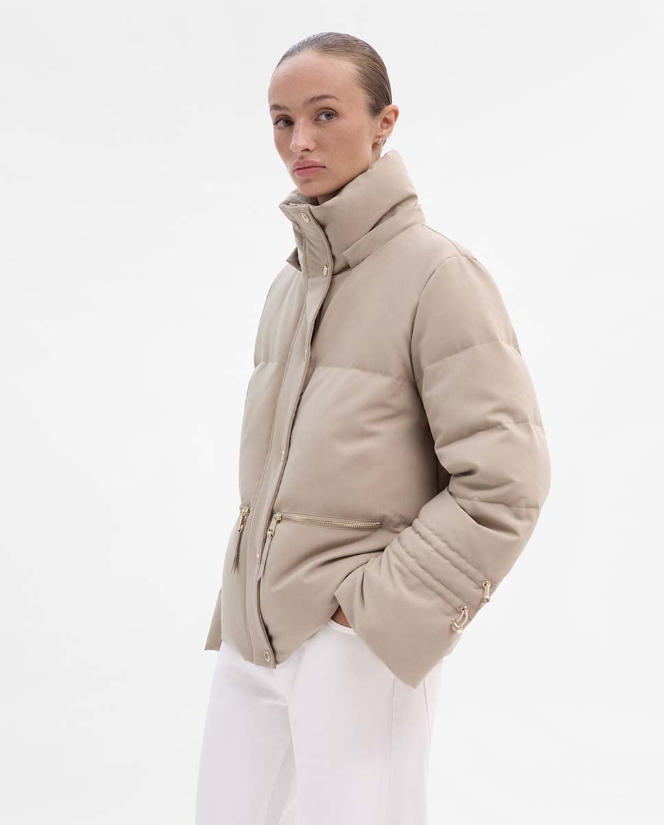 Plumífero corto acolchado