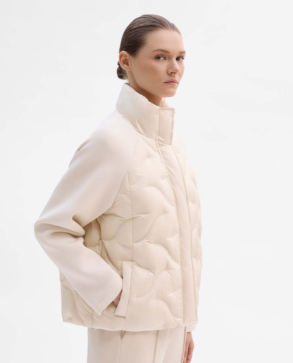 Plumífero corto combinado