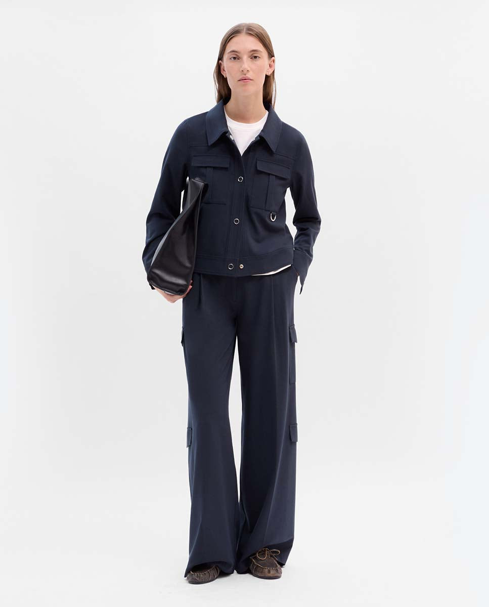 Chaqueta corta bolsillos