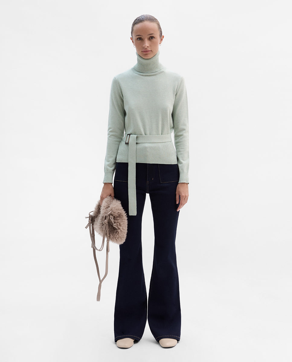 Pantalón vaquero bolsillos parche