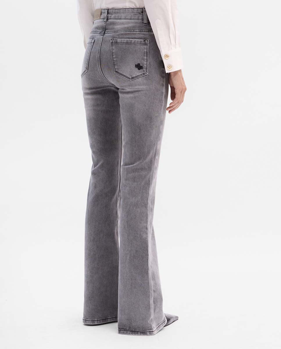 Flared jeans