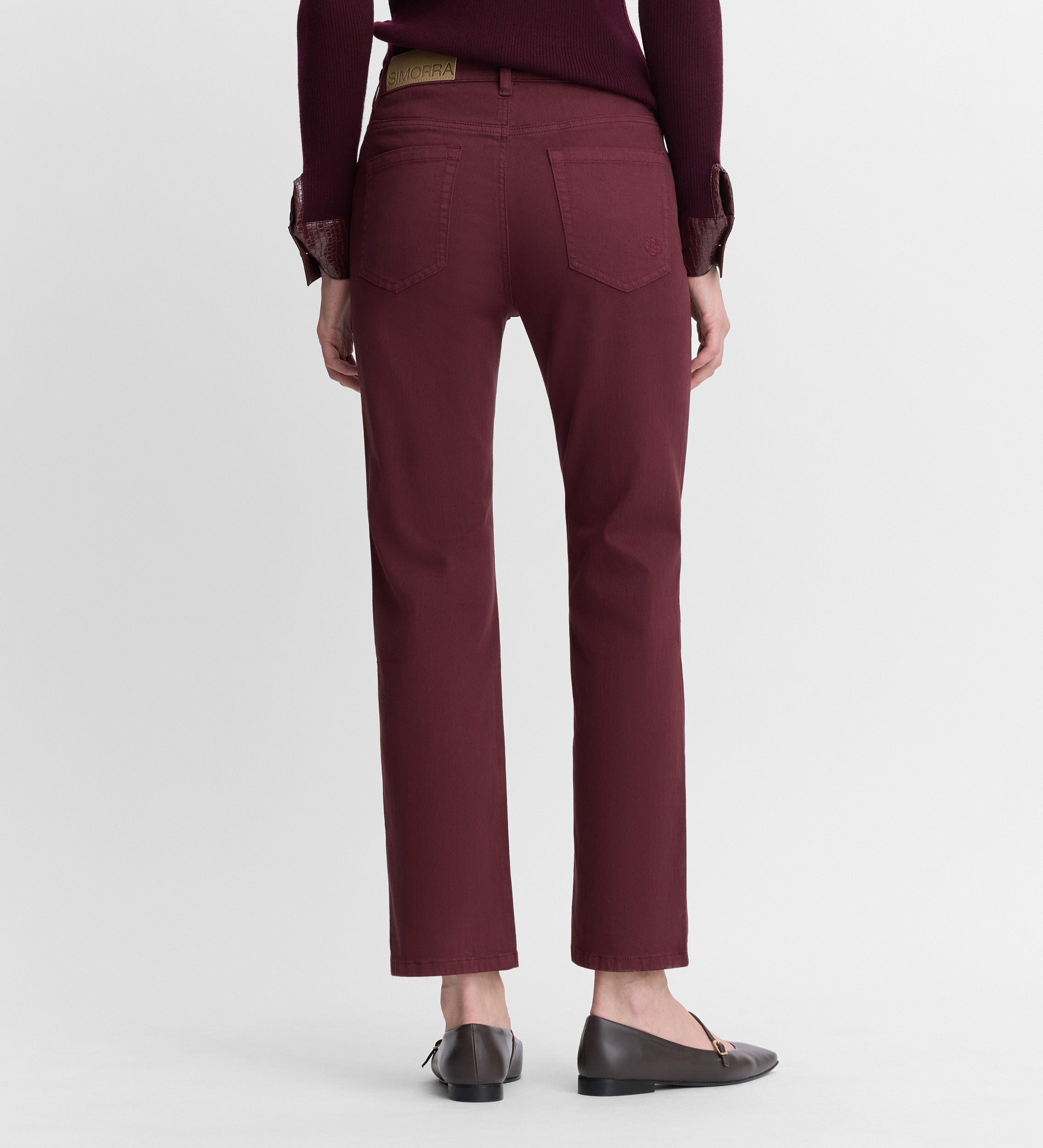 Slim fit pants
