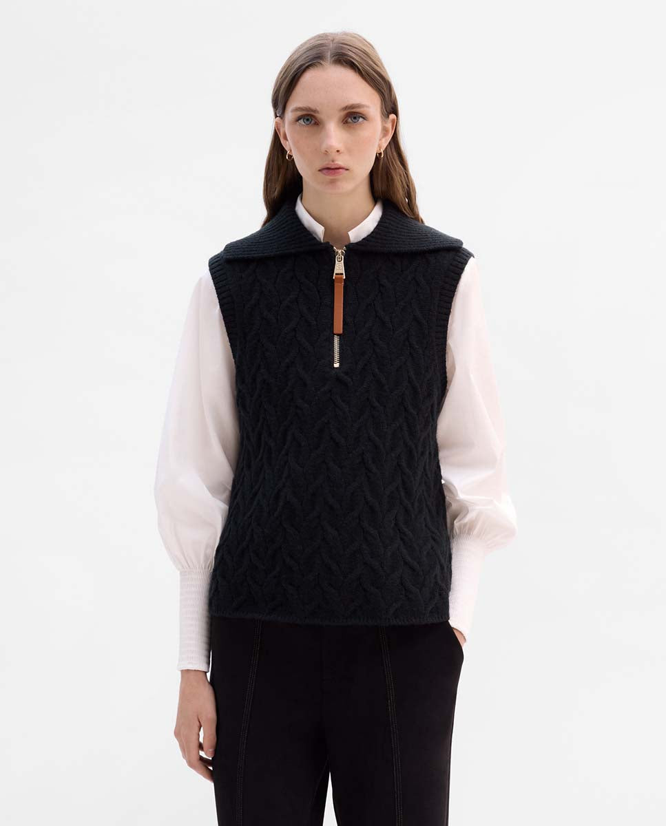Chaleco punto trenzas