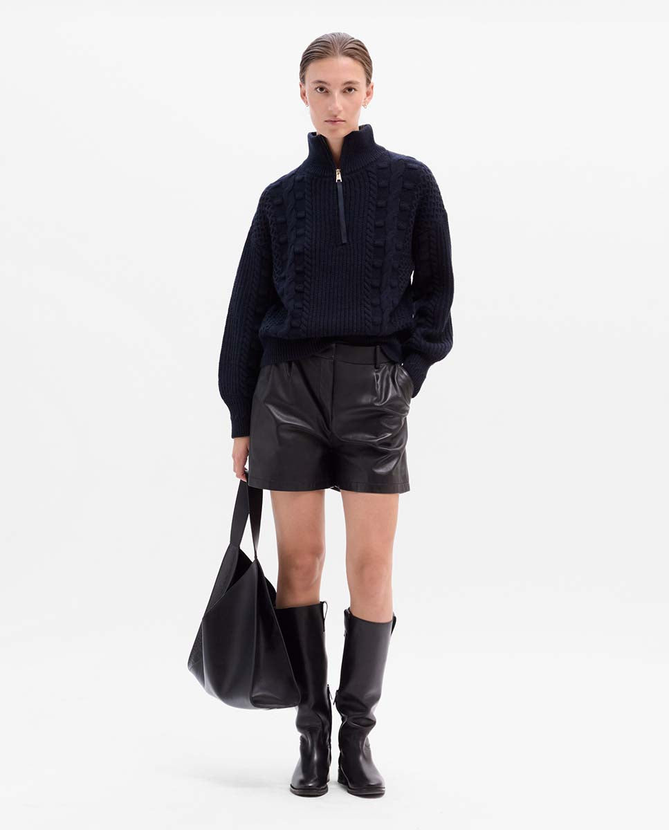 Eight-stitch sweater