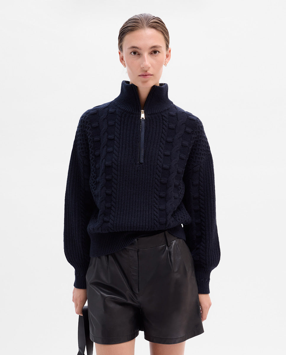 Eight-stitch sweater