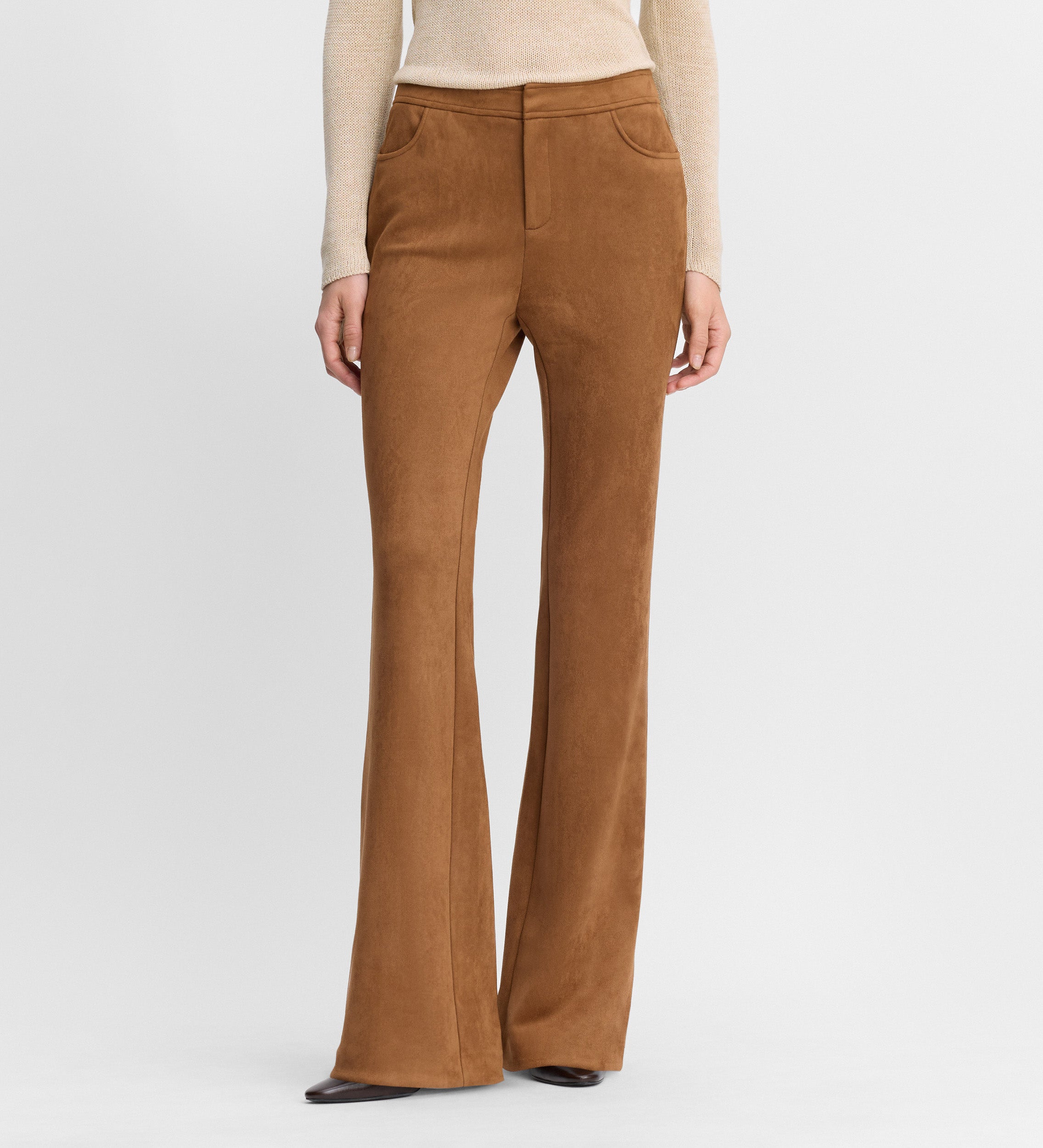 Pantalón antelina acampanado