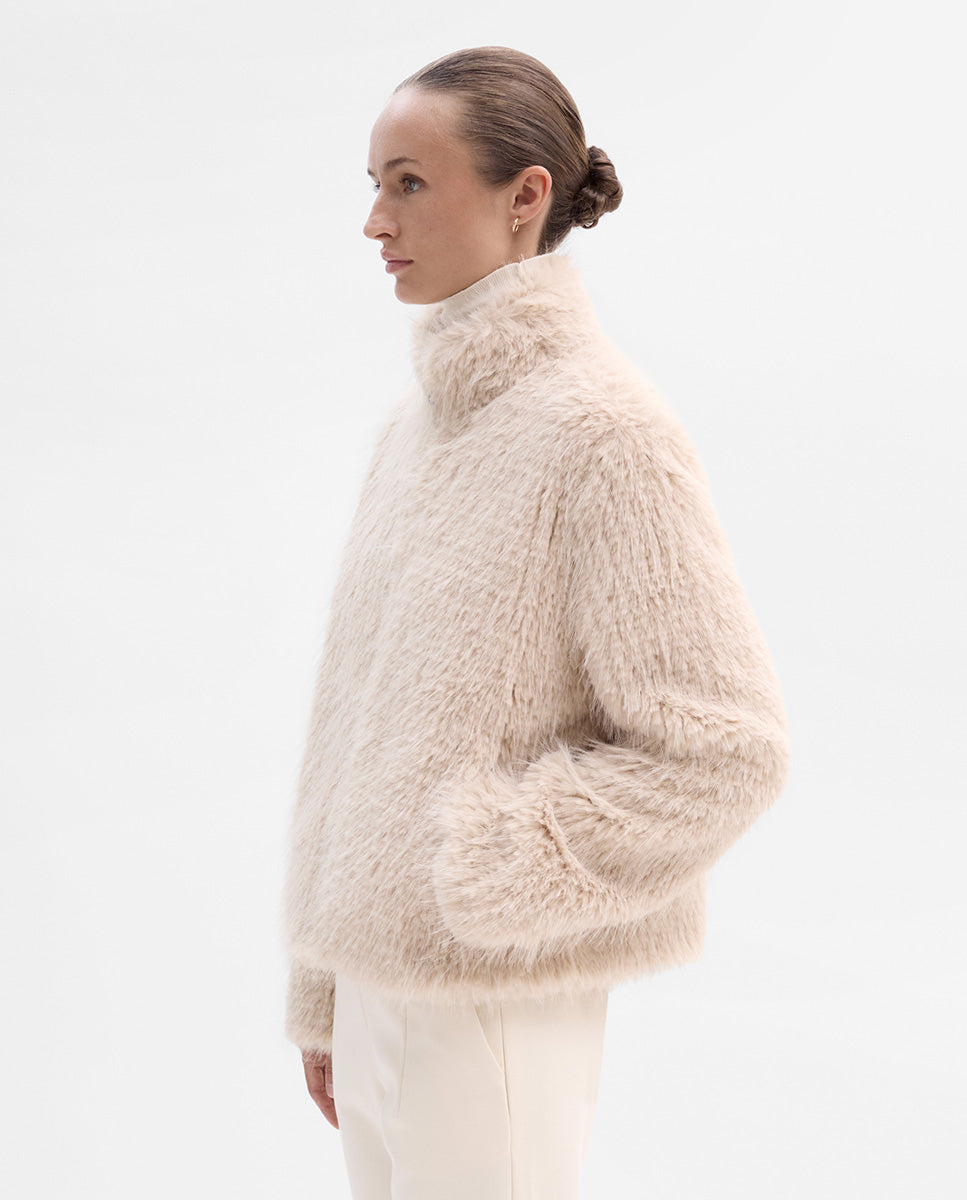 Chaqueta corta de pelo