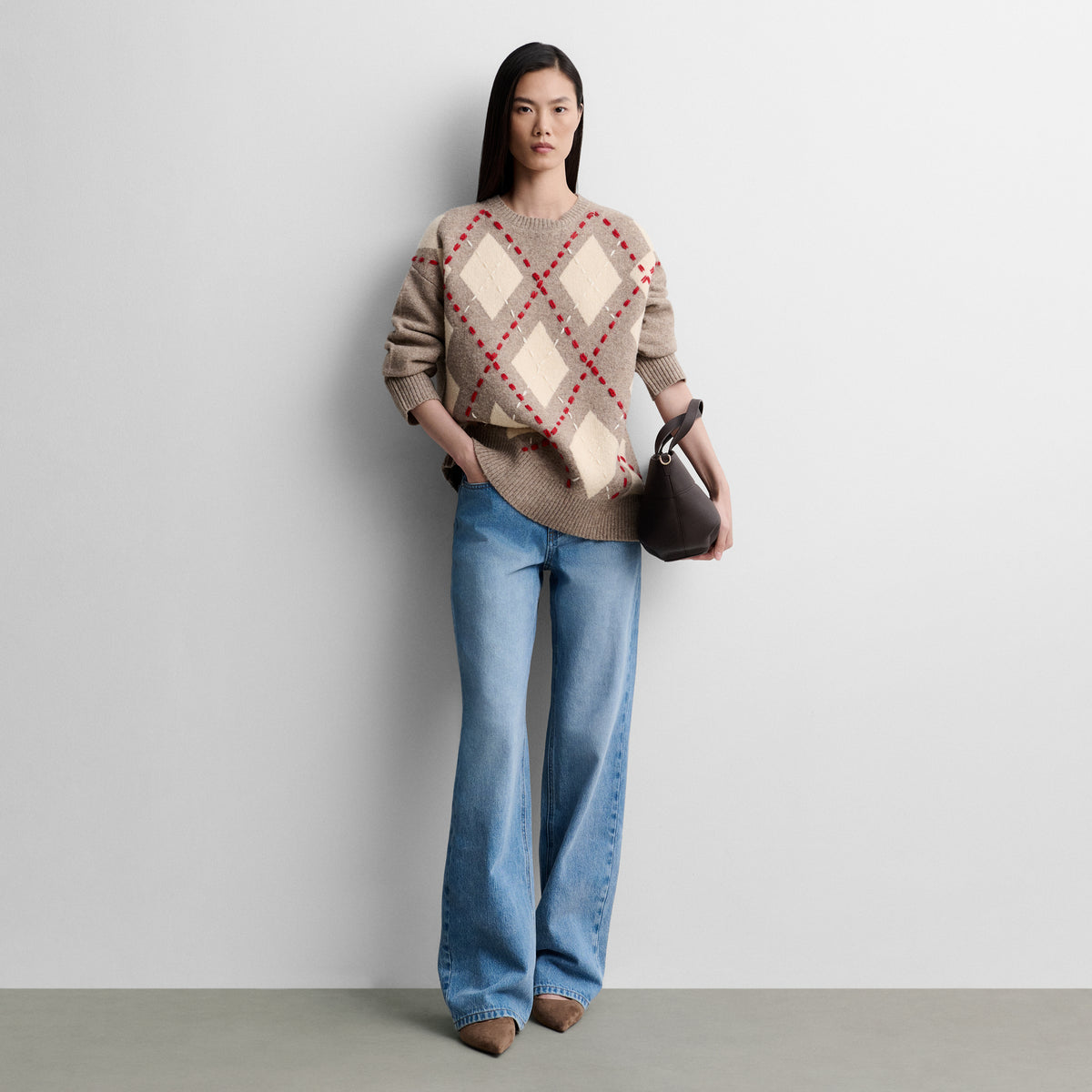 Oversized sweater with diamond pattern