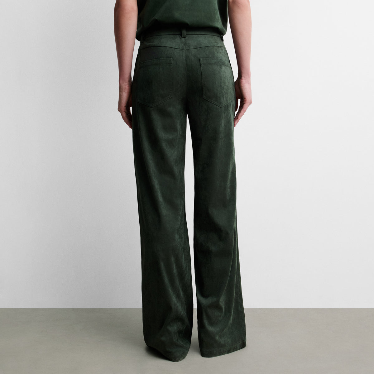 Pantalón recto antelina
