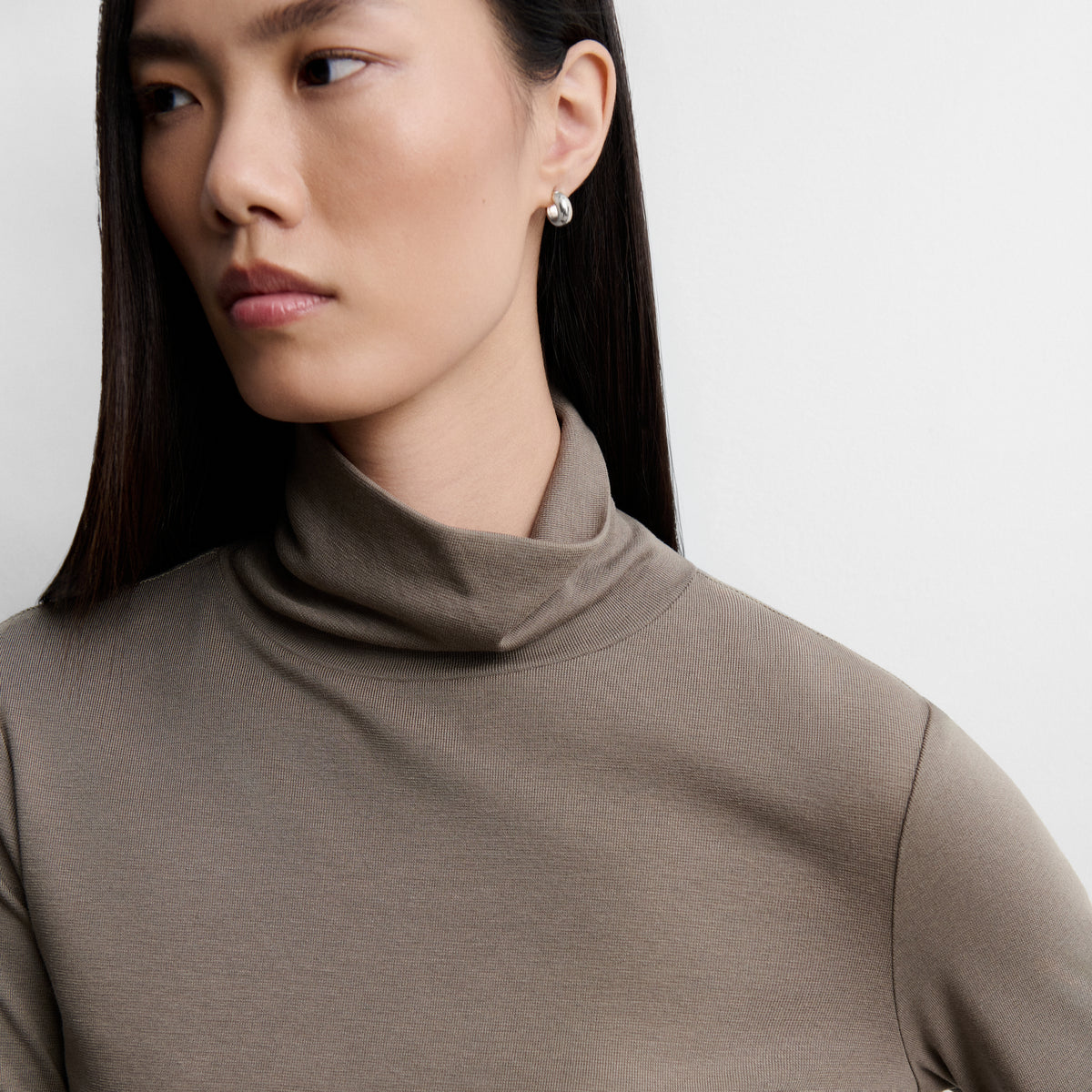 High-neck t-shirt