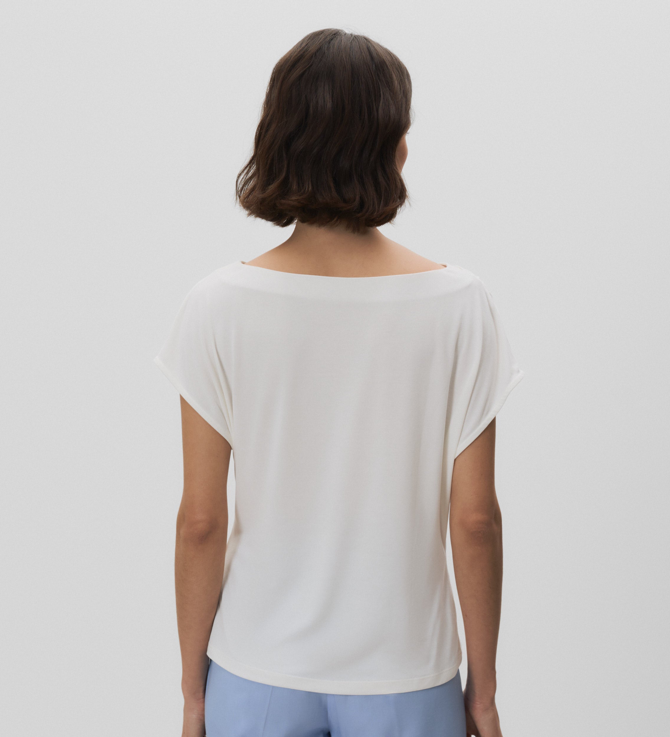 T-shirt with gathered sleeves