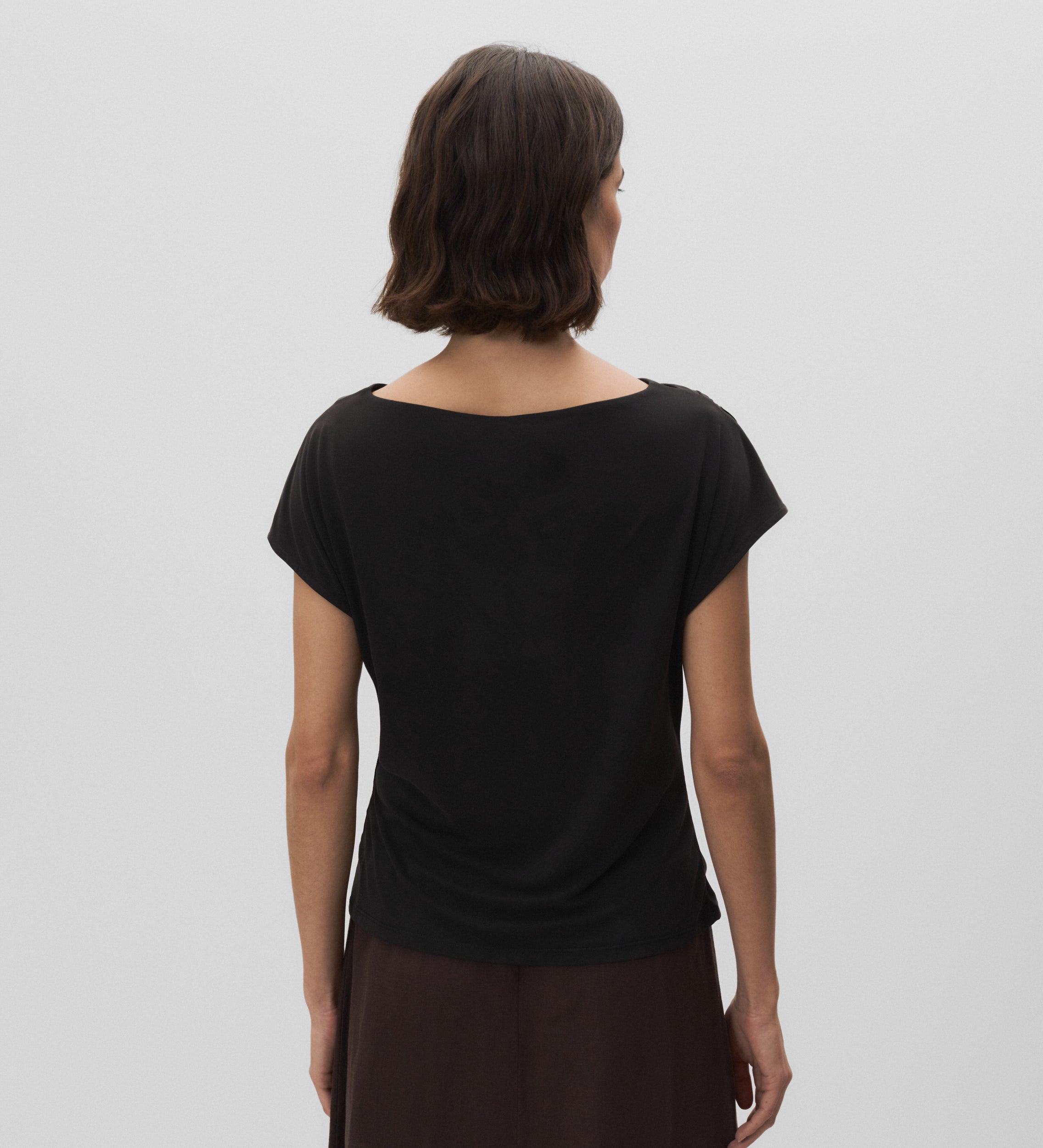 T-shirt with gathered sleeves