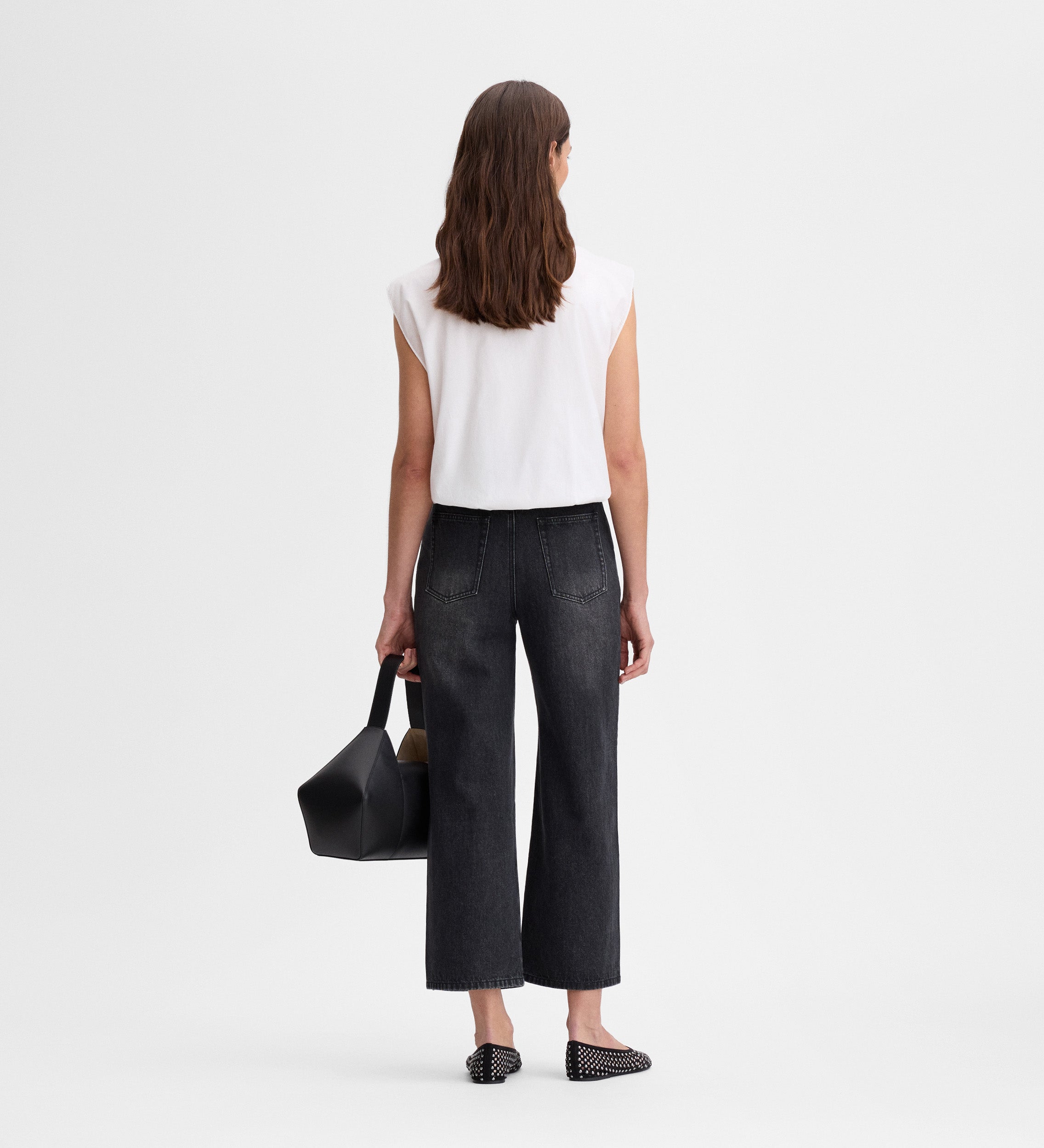 Cropped jeans zippers