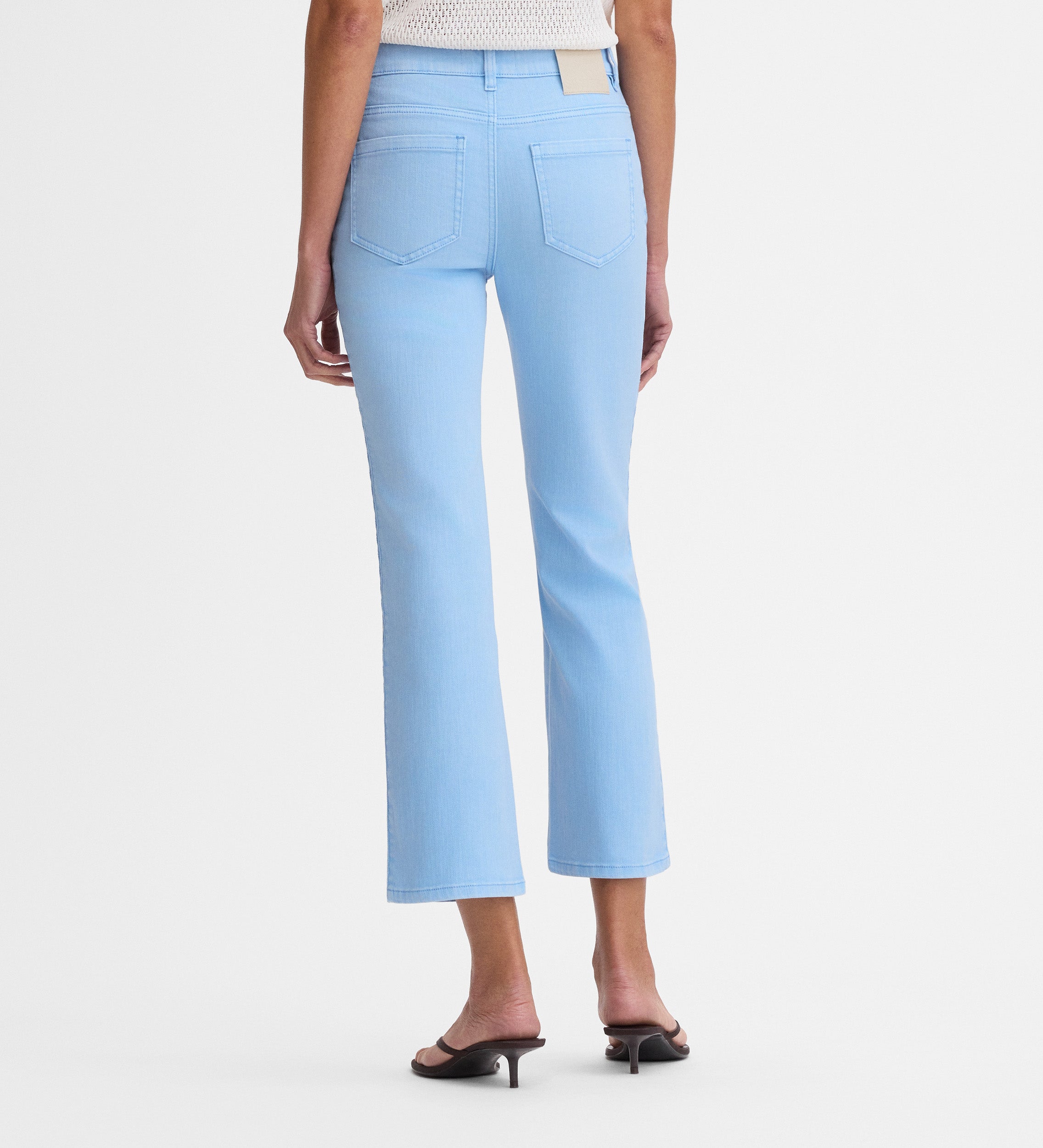 Pantalón vaquero bordado