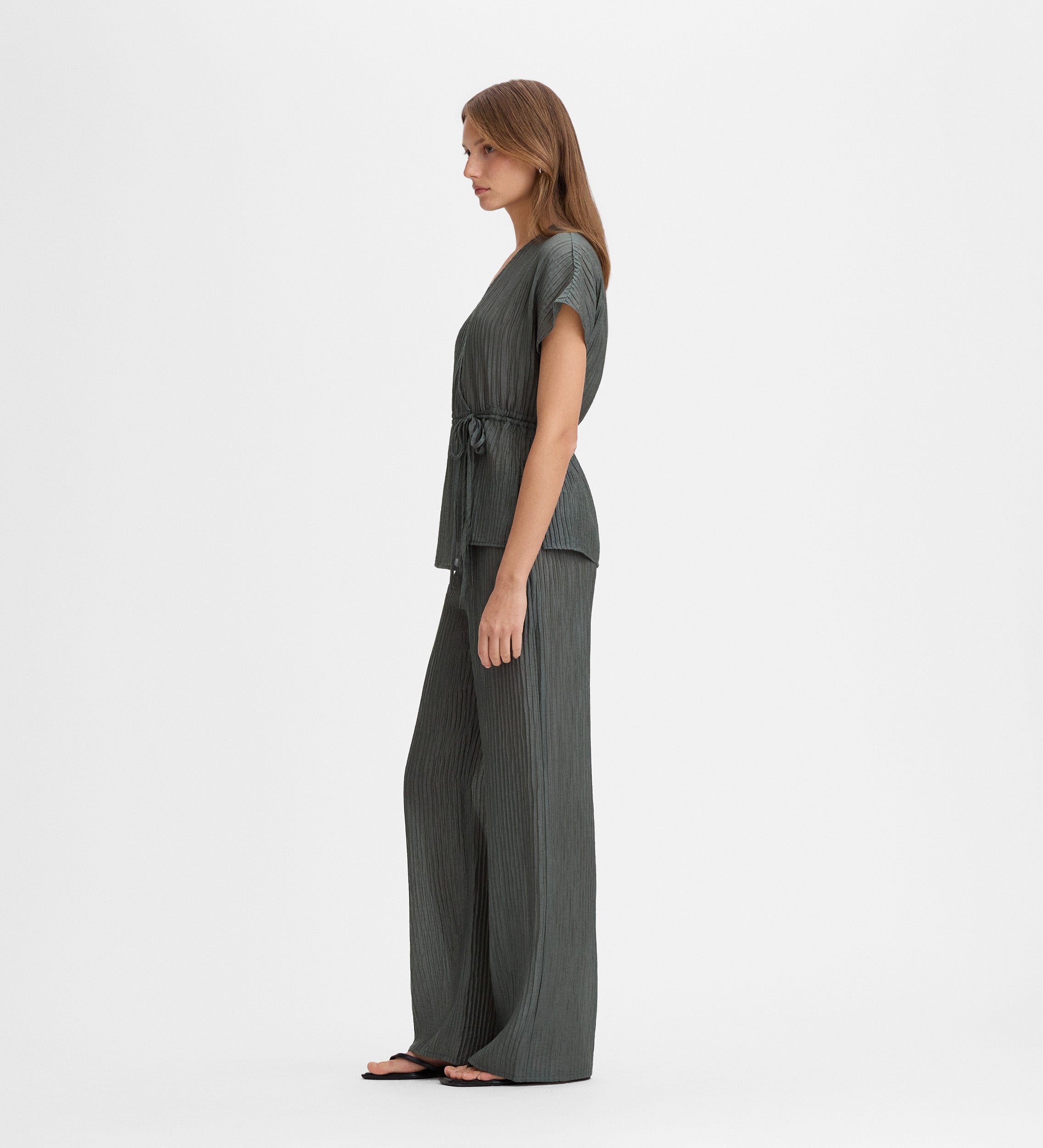 Pantalón ancho textura