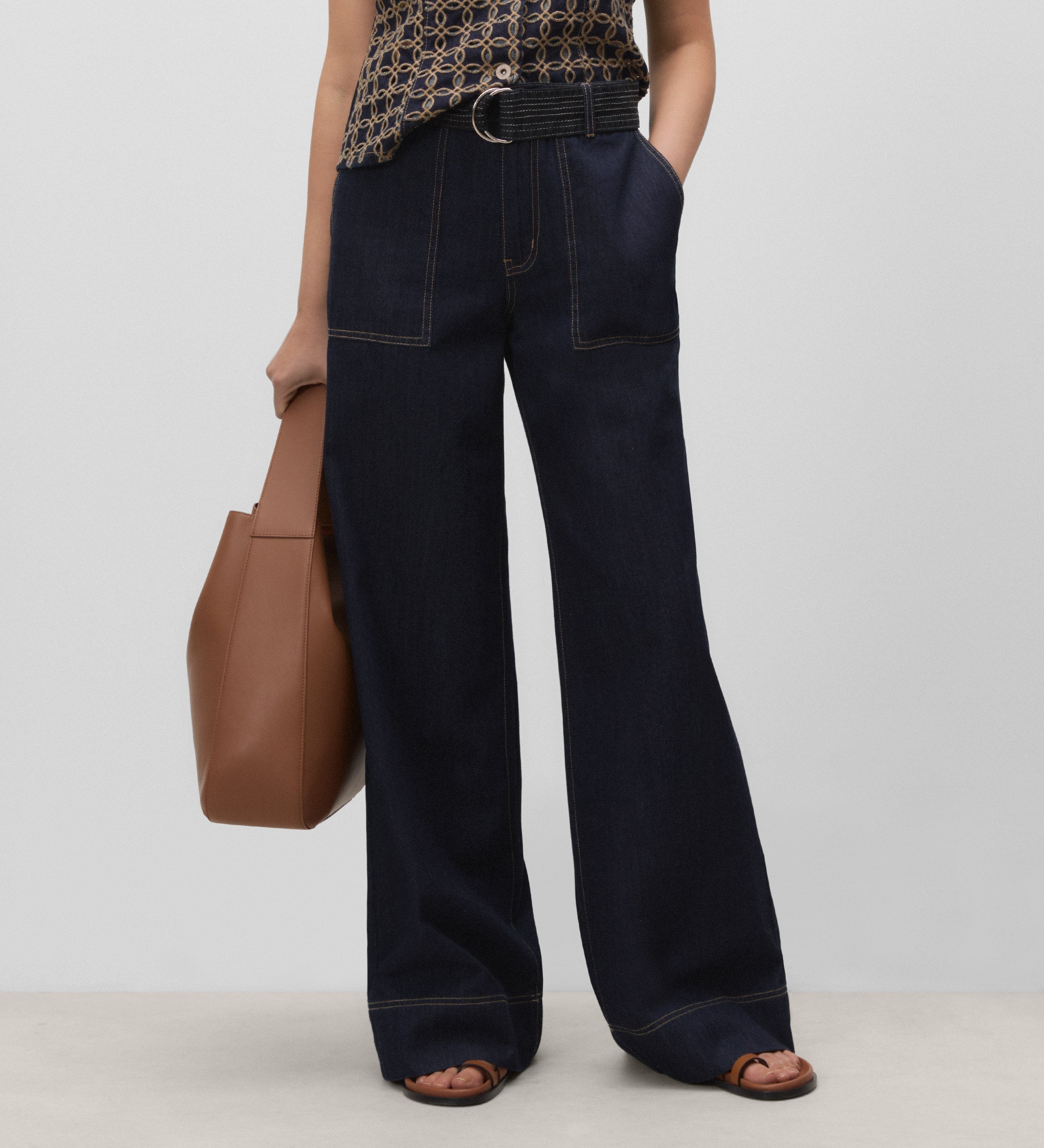 Denim pants with stitching