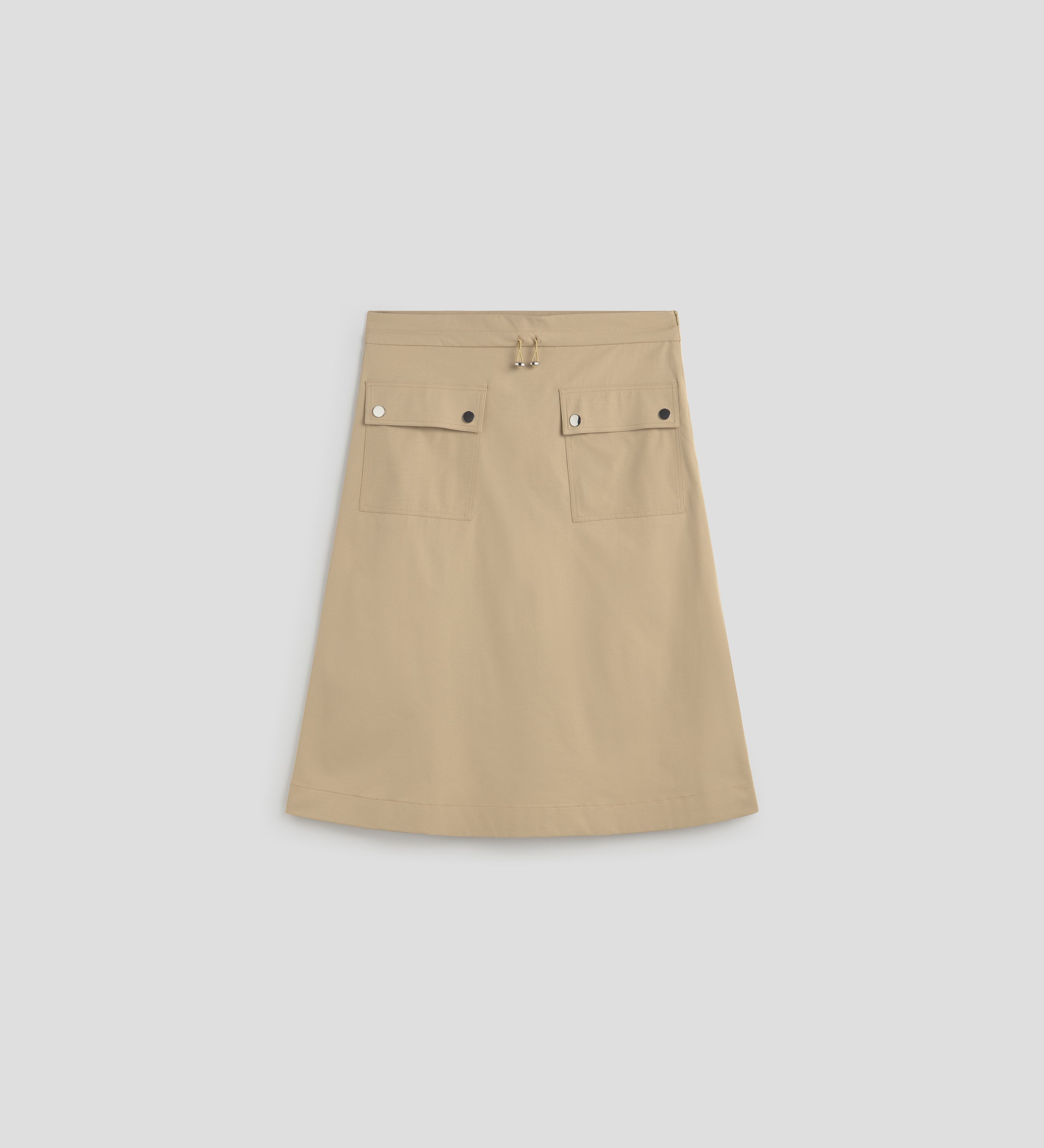 Technical skirt with pockets
