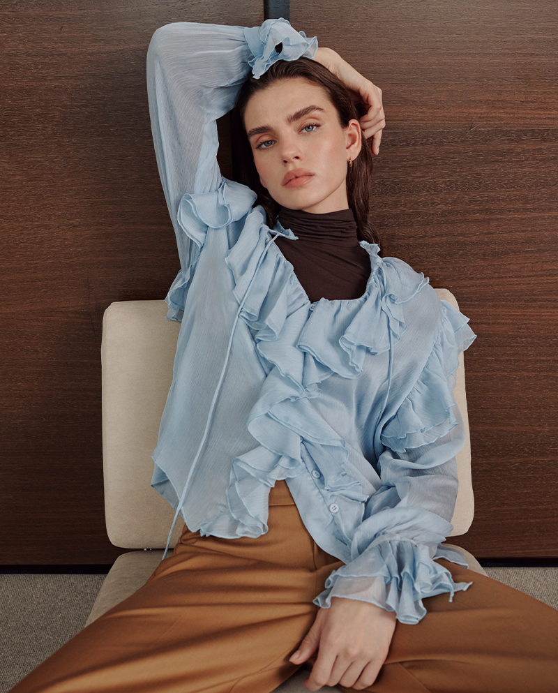 Blusa vaporosa volantes