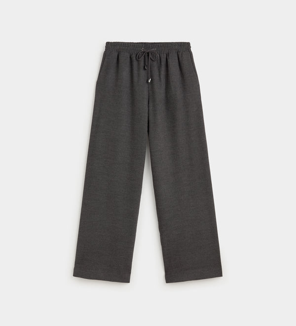 Jogger-style trousers