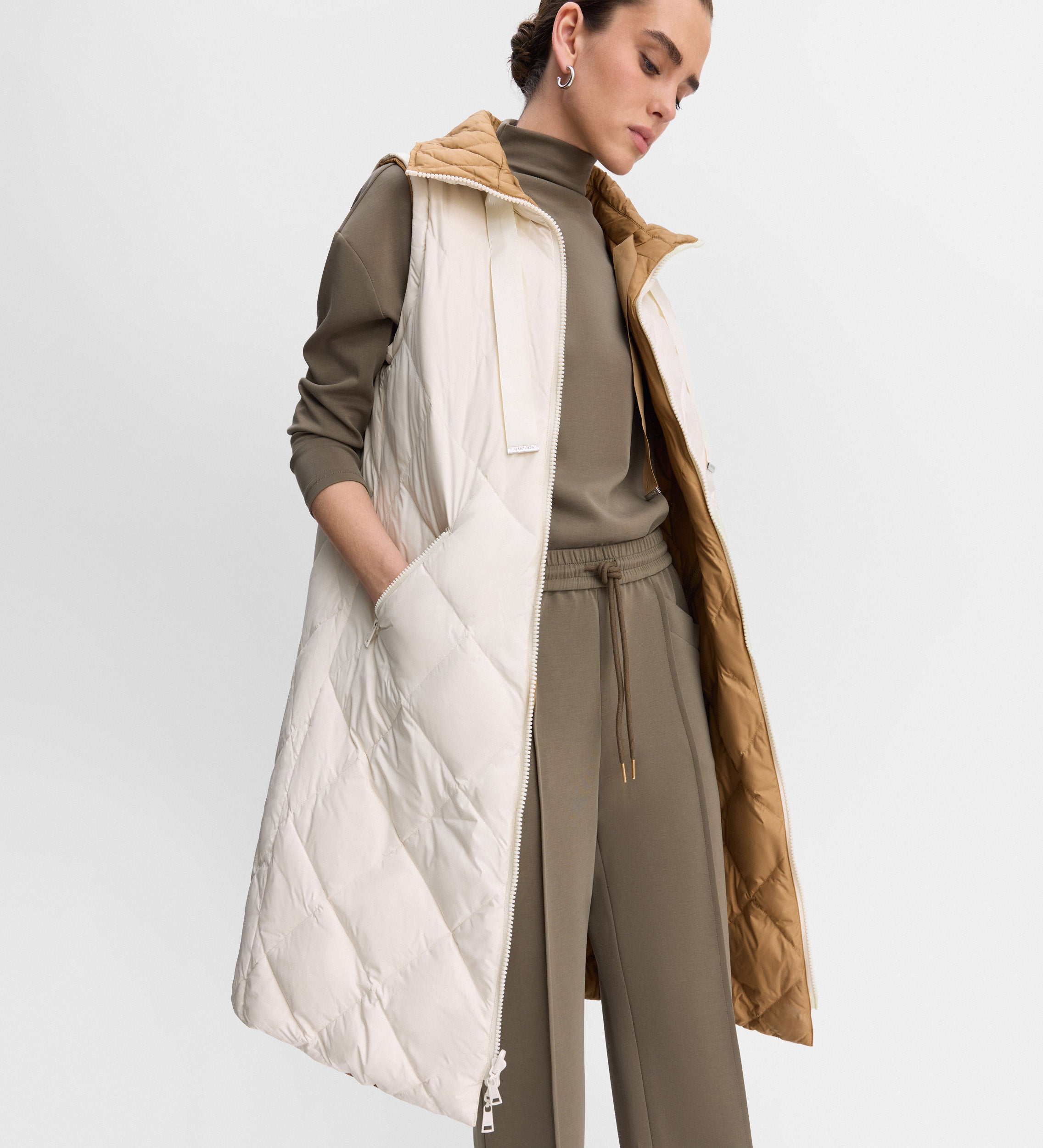 Long reversible down jacket