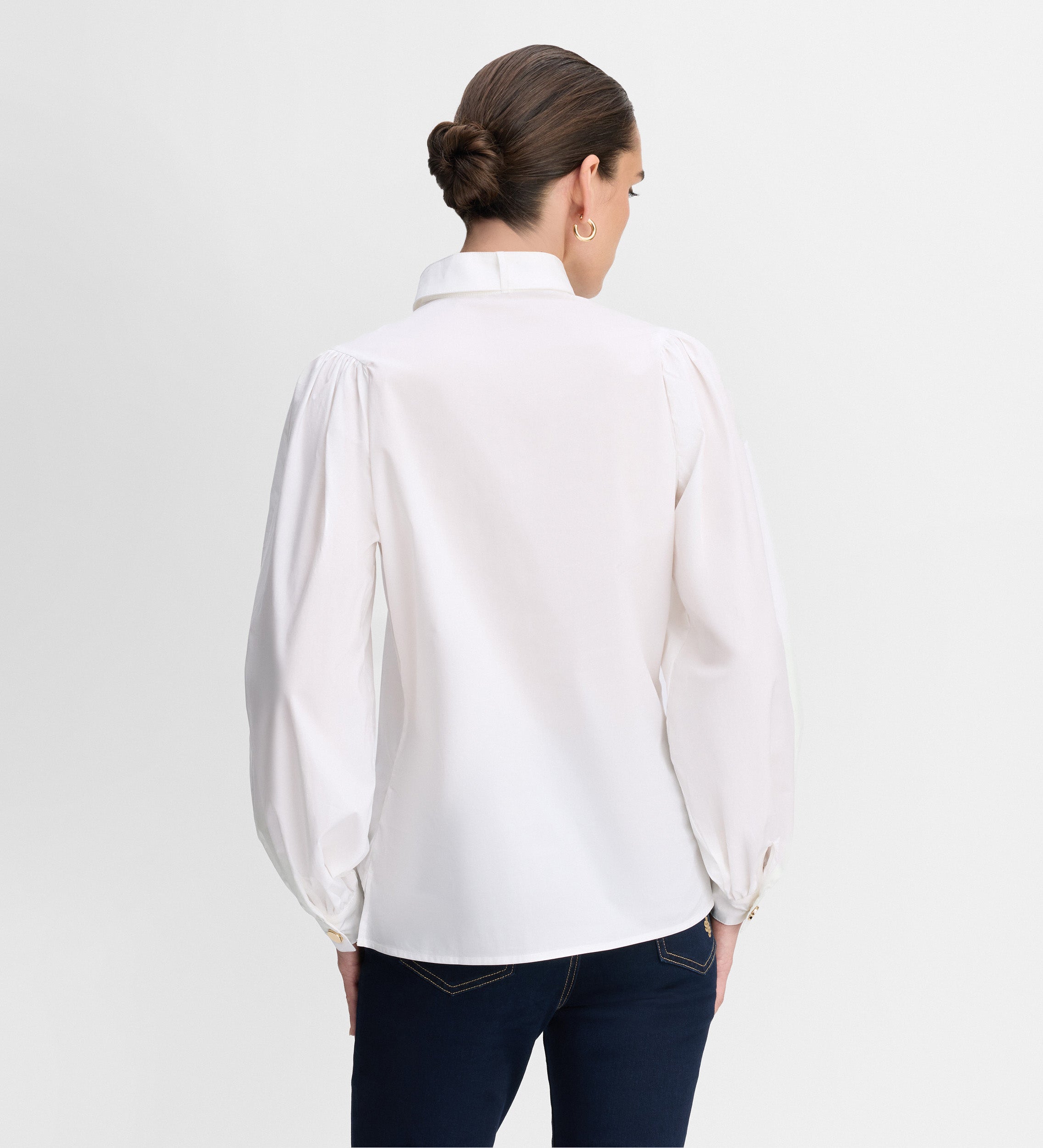 Puff sleeve shirt