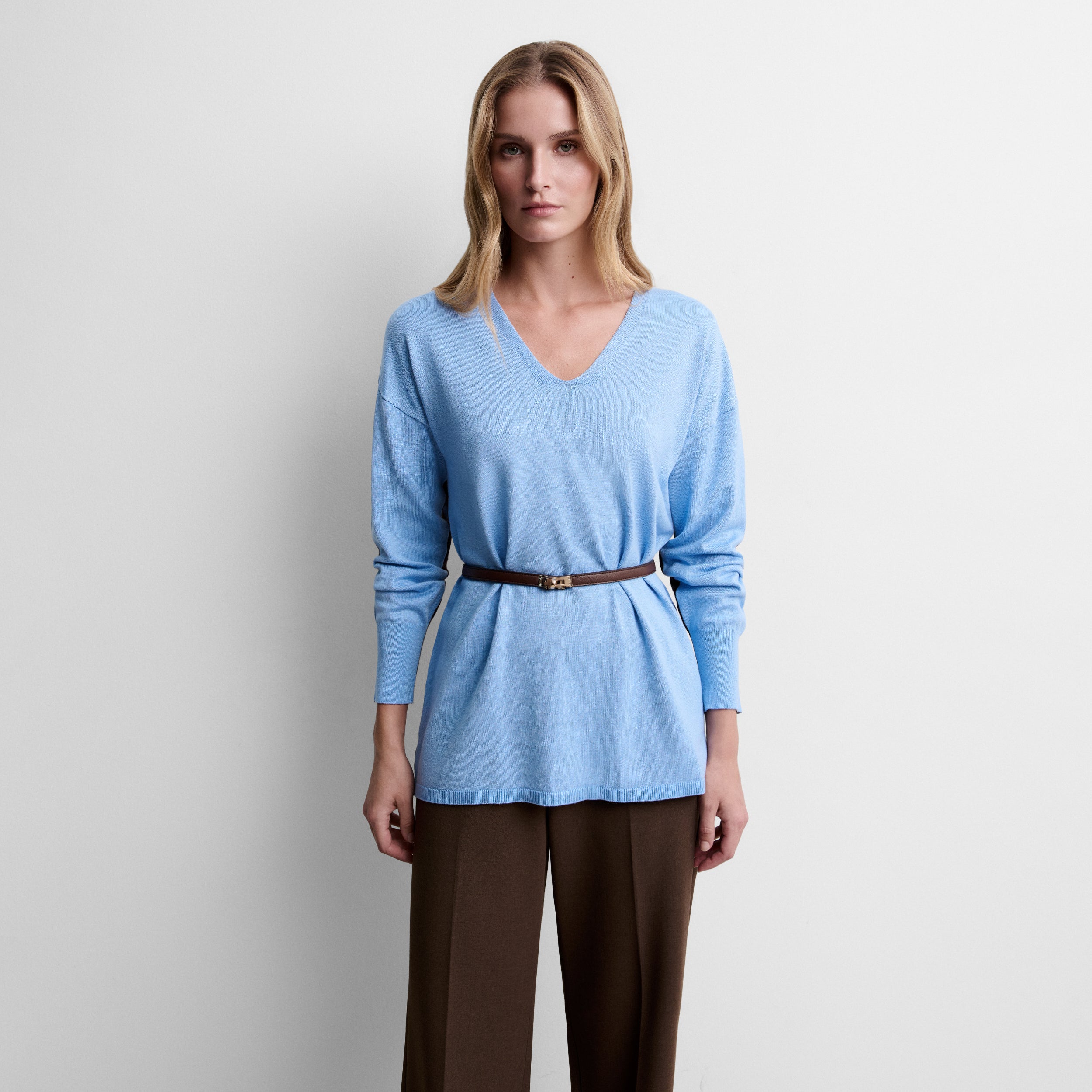 Two-tone sweater with belt