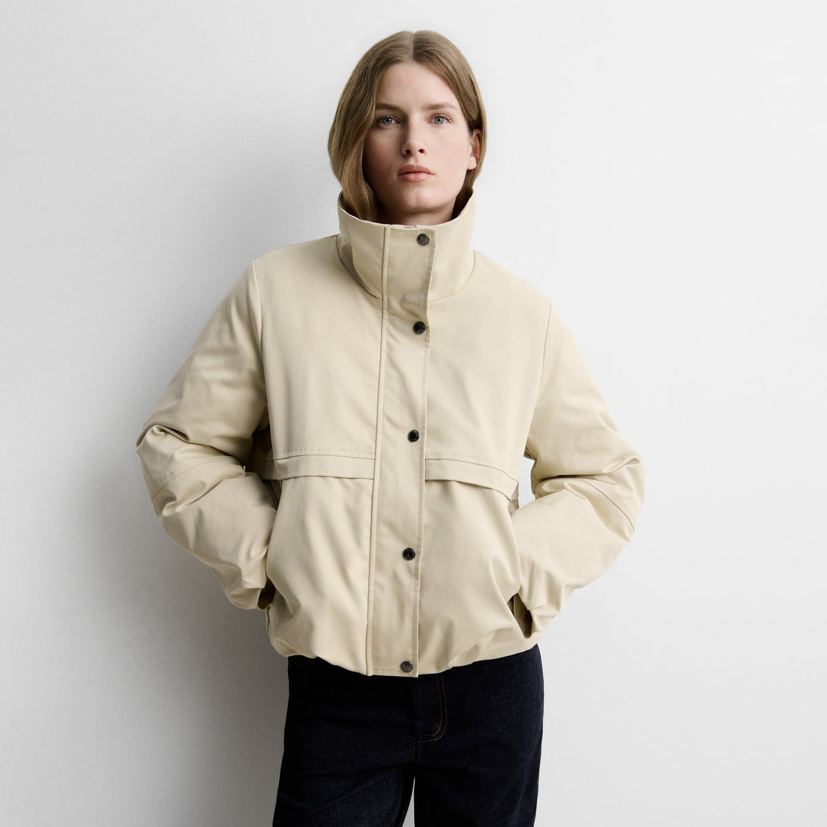 Parka corta cuello pelo