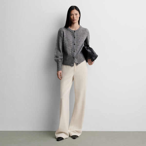 Short knit cardigan