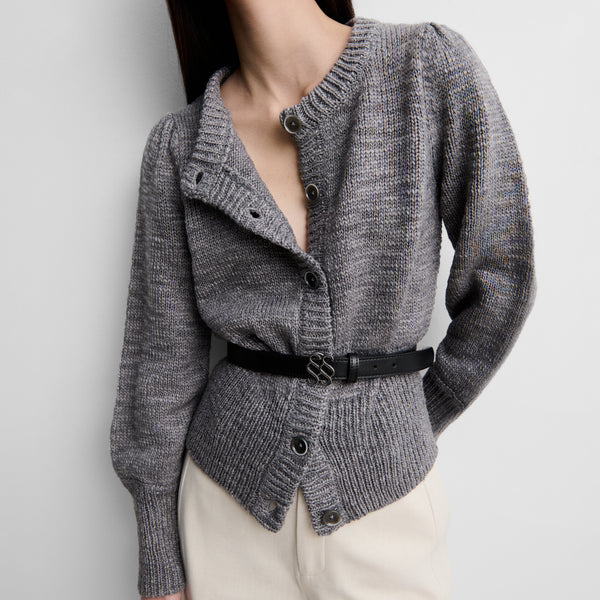 Short knit cardigan