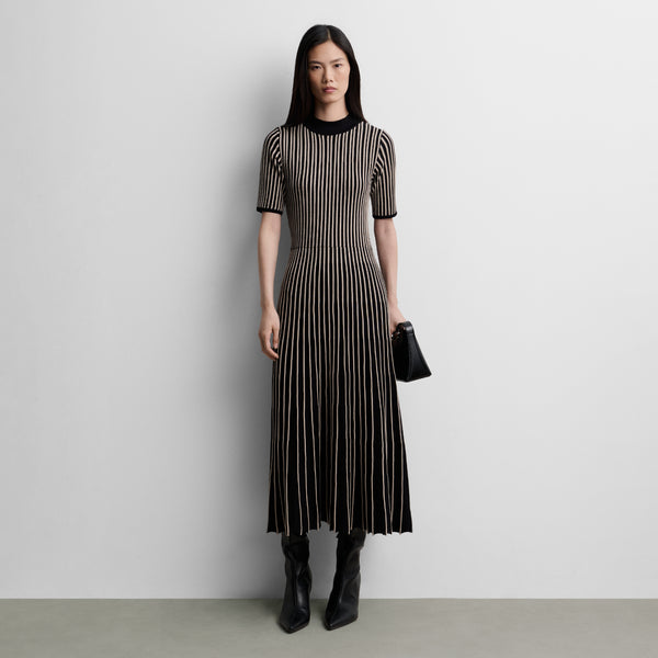 Two-tone knit dress