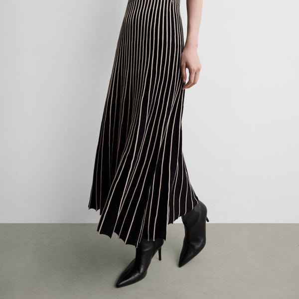 Two-tone knit dress