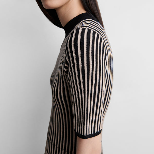 Two-tone knit dress