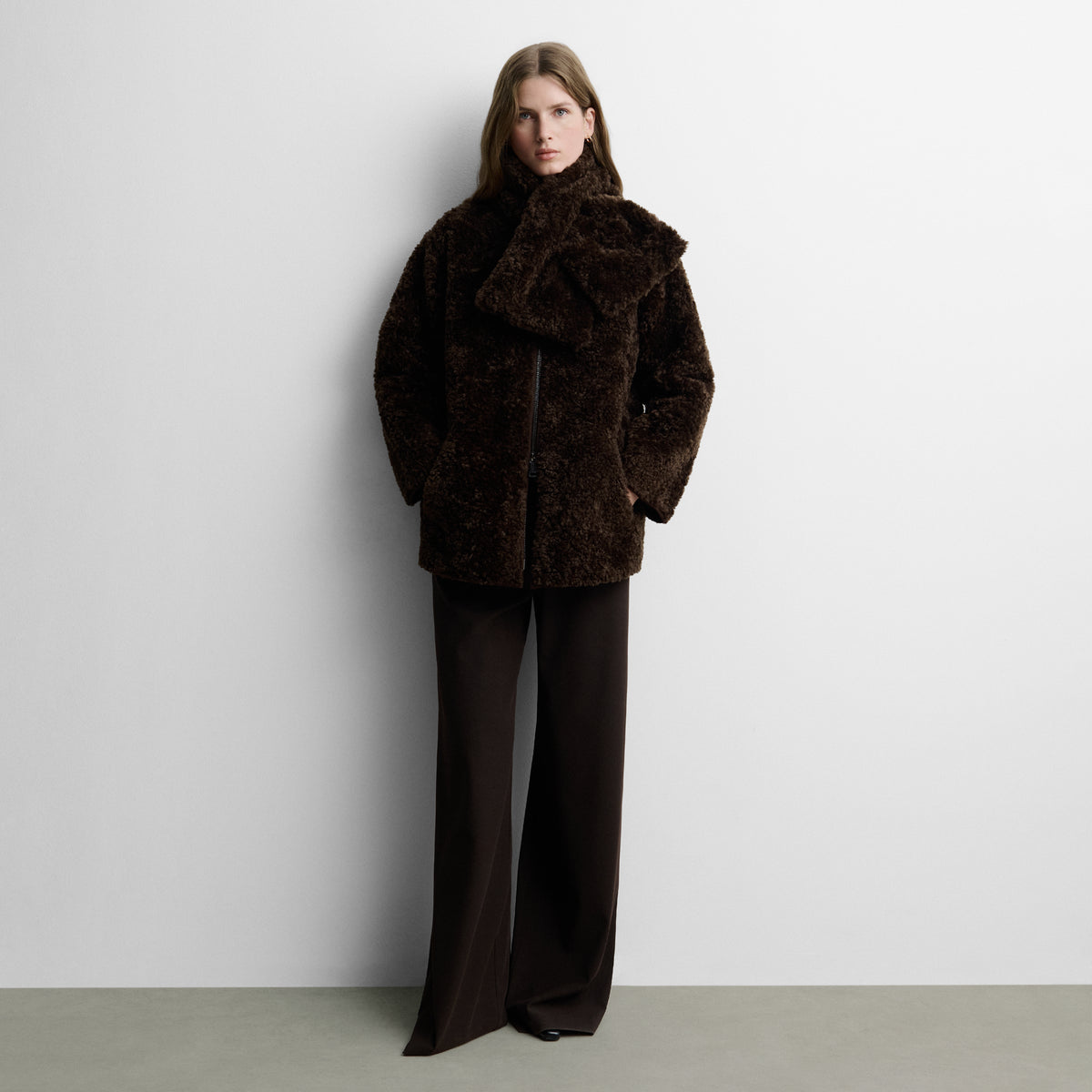 Faux-fur long jacket
