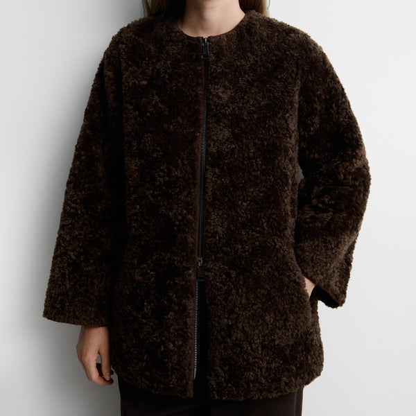 Faux-fur long jacket