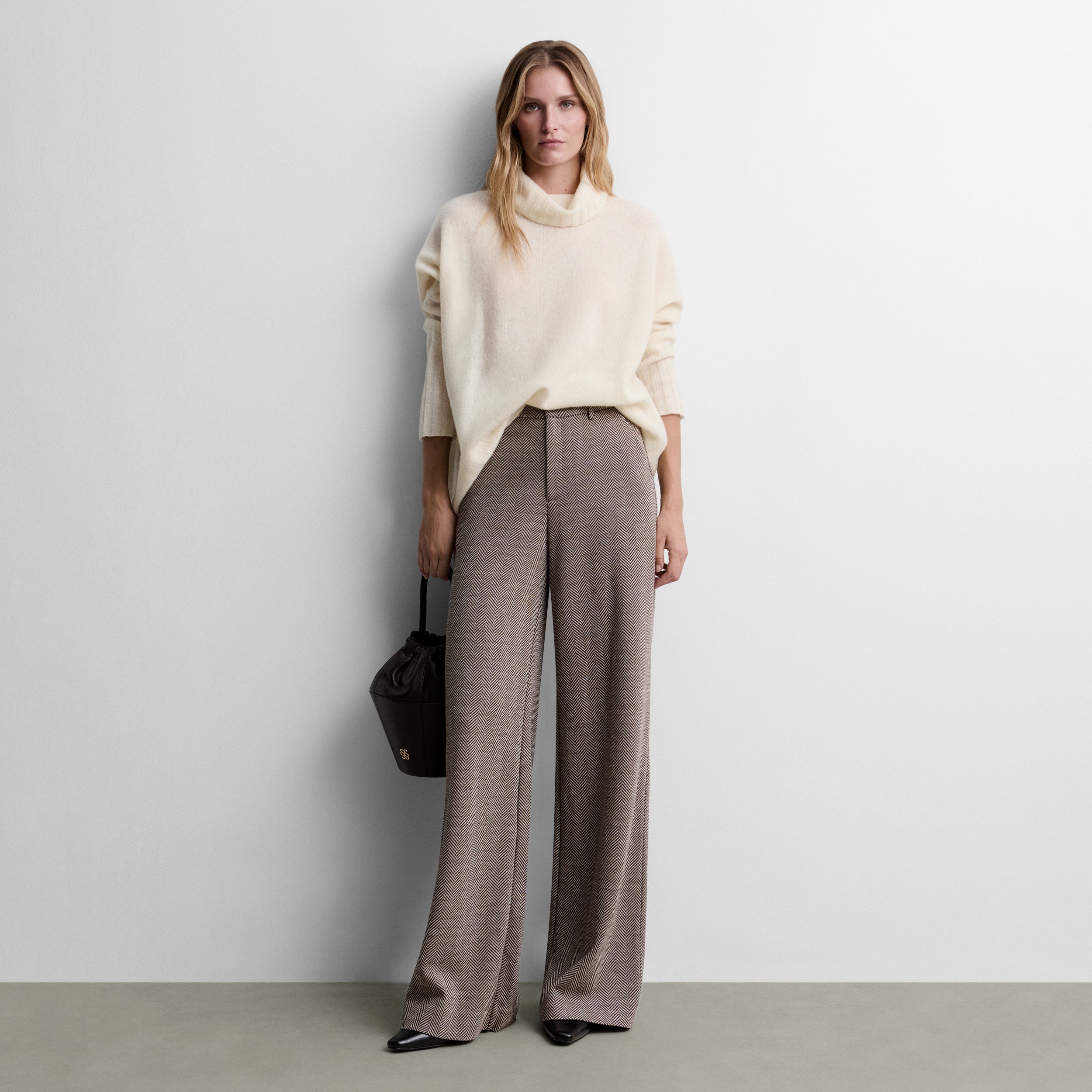 Pantalón ancho espiga