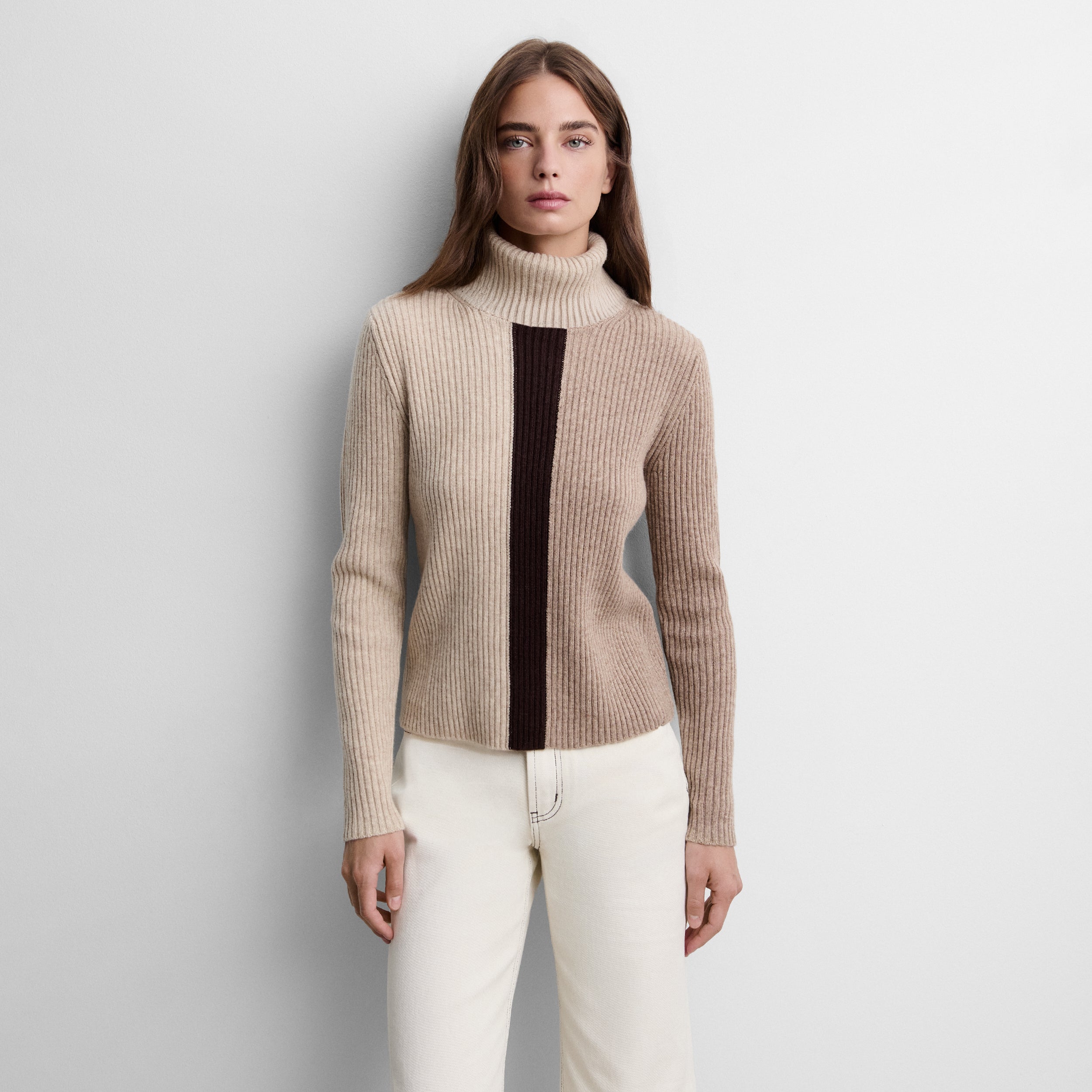 Three-tone knit sweater