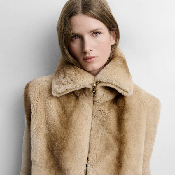 Faux-fur gilet