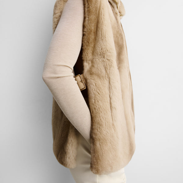 Faux-fur gilet
