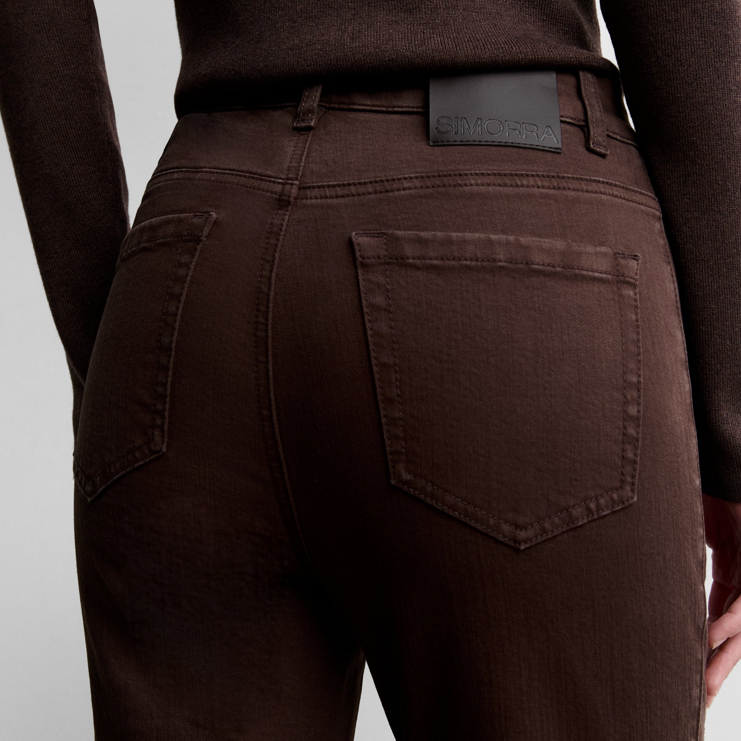 Embroidered slim jeans