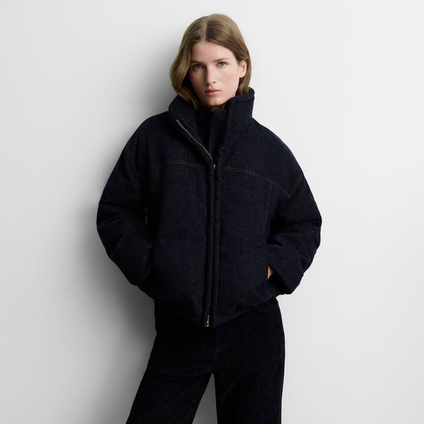 Short bomber-style puffer jacket