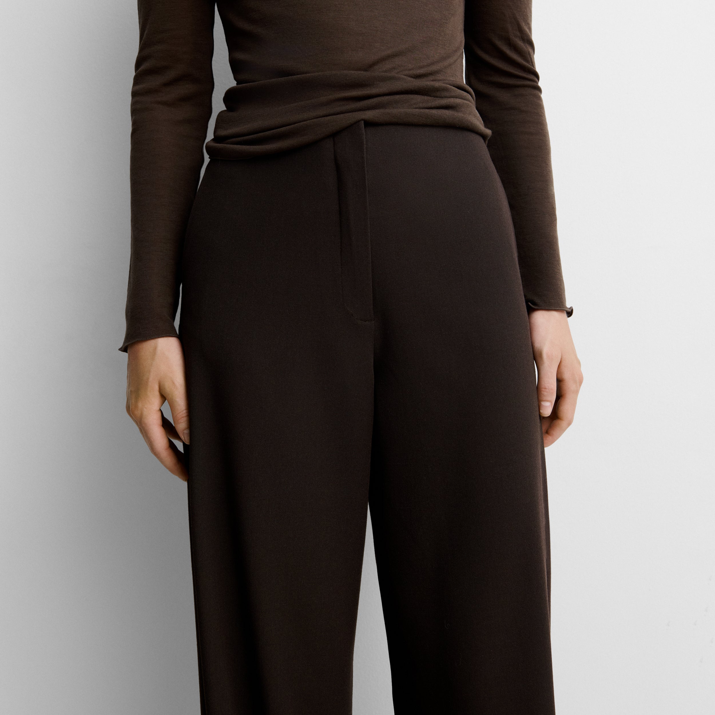 Pantalón ancho tiro alto