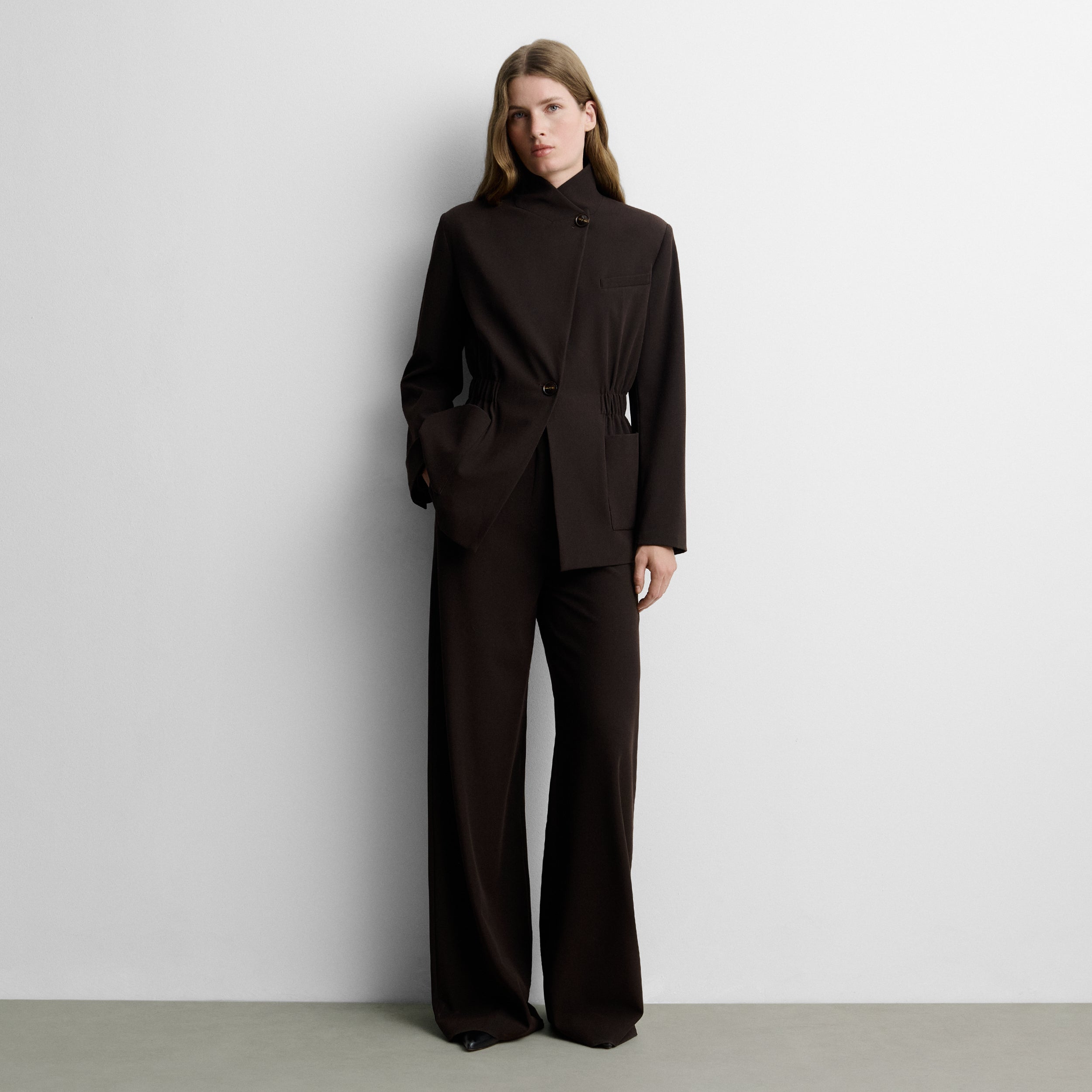 Fitted-waist blazer