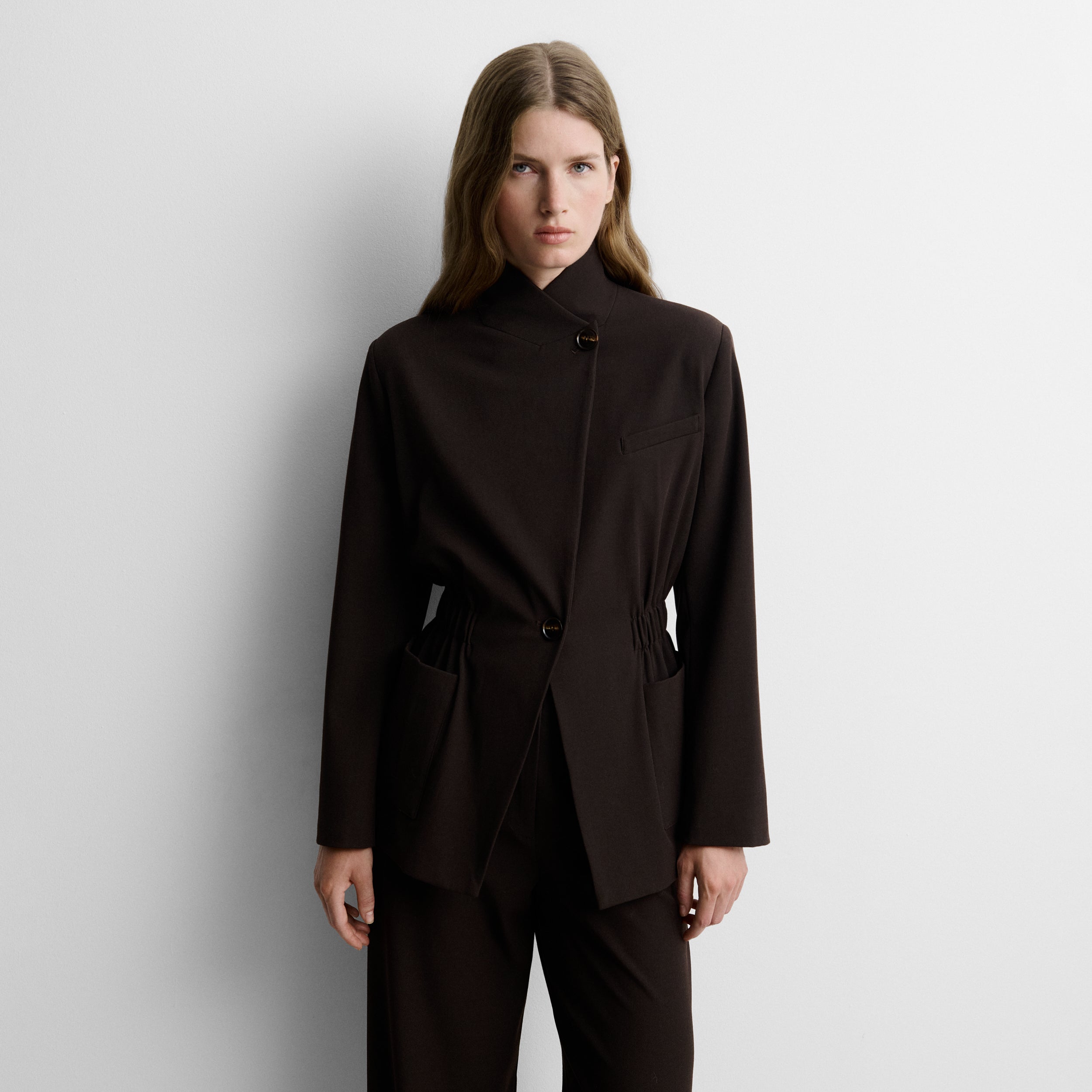 Fitted-waist blazer