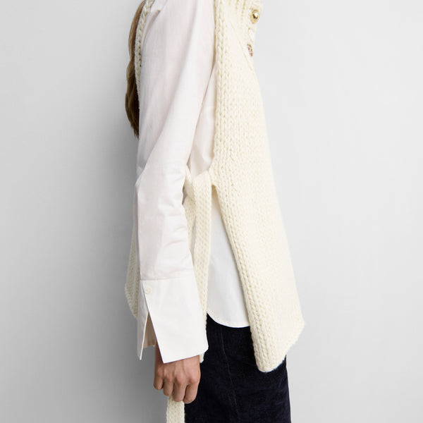 Knit gilet with buttons