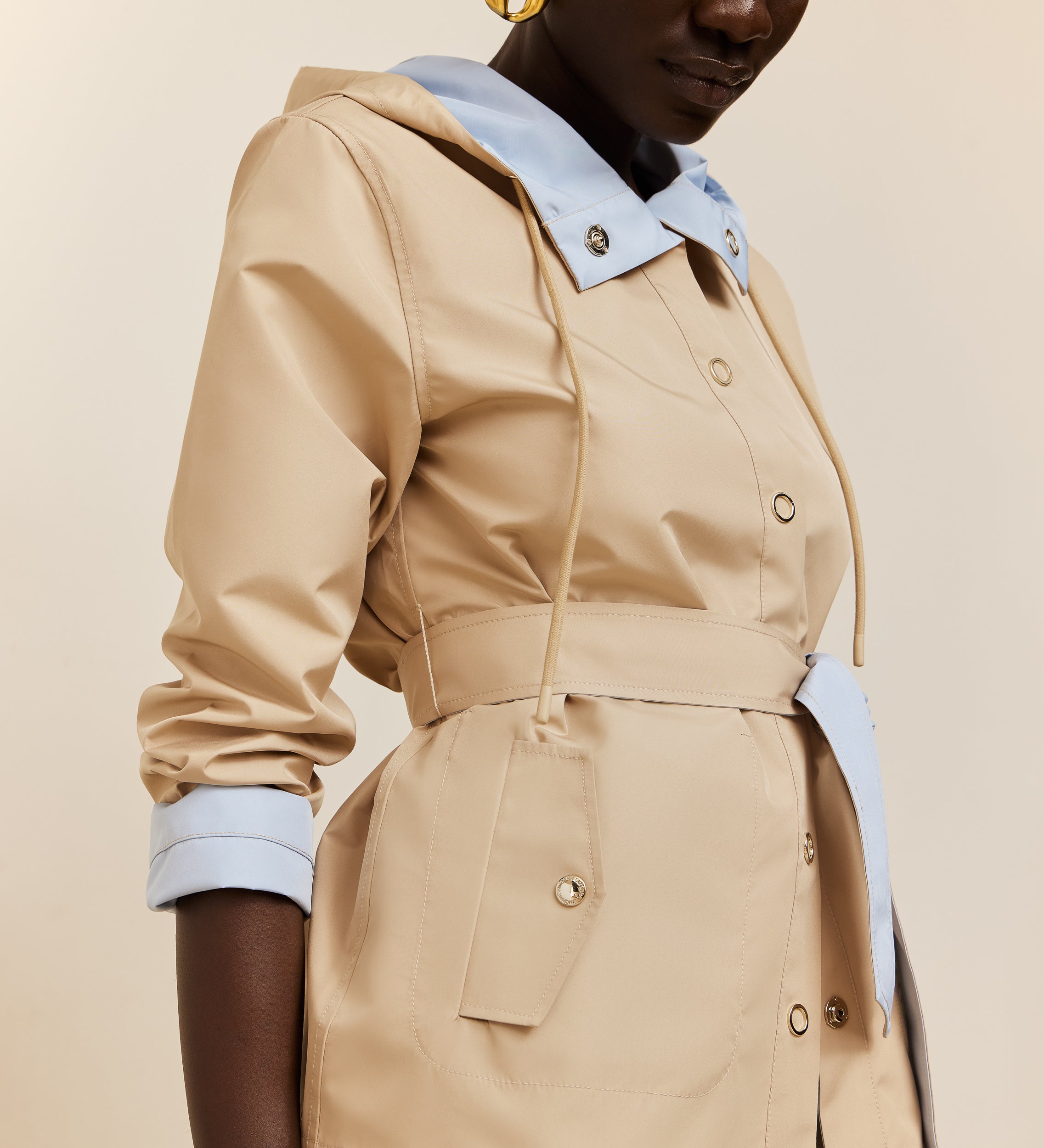 Parka corta reversible cinturón