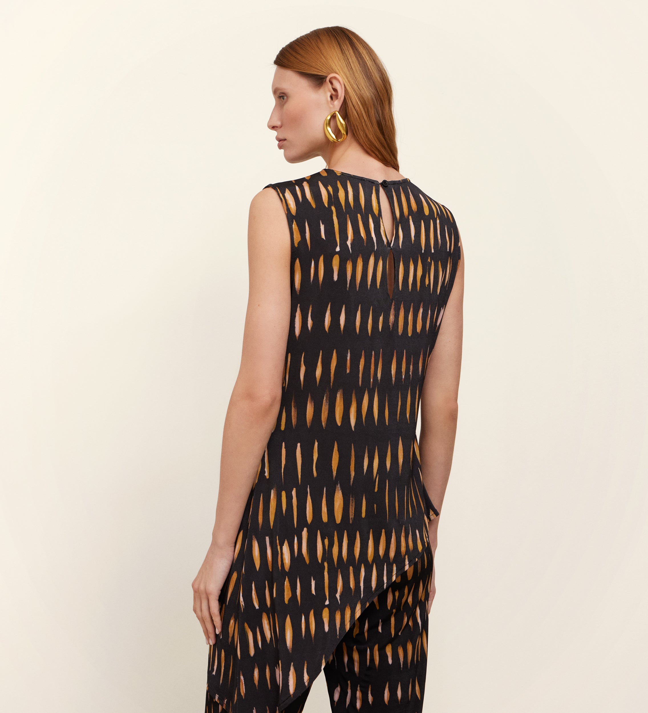 Asymmetrical knit top
