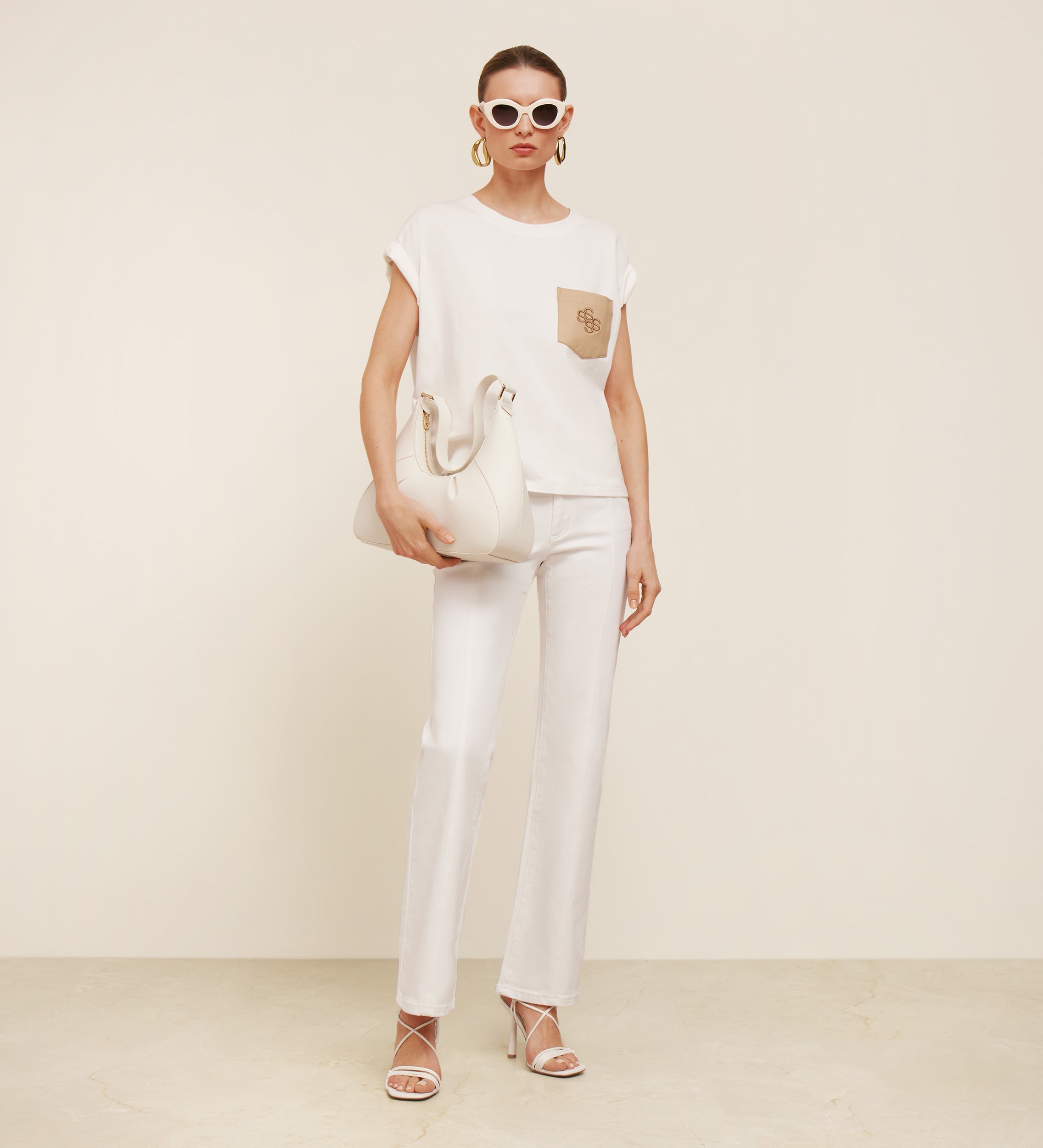 Leather pocket t-shirt
