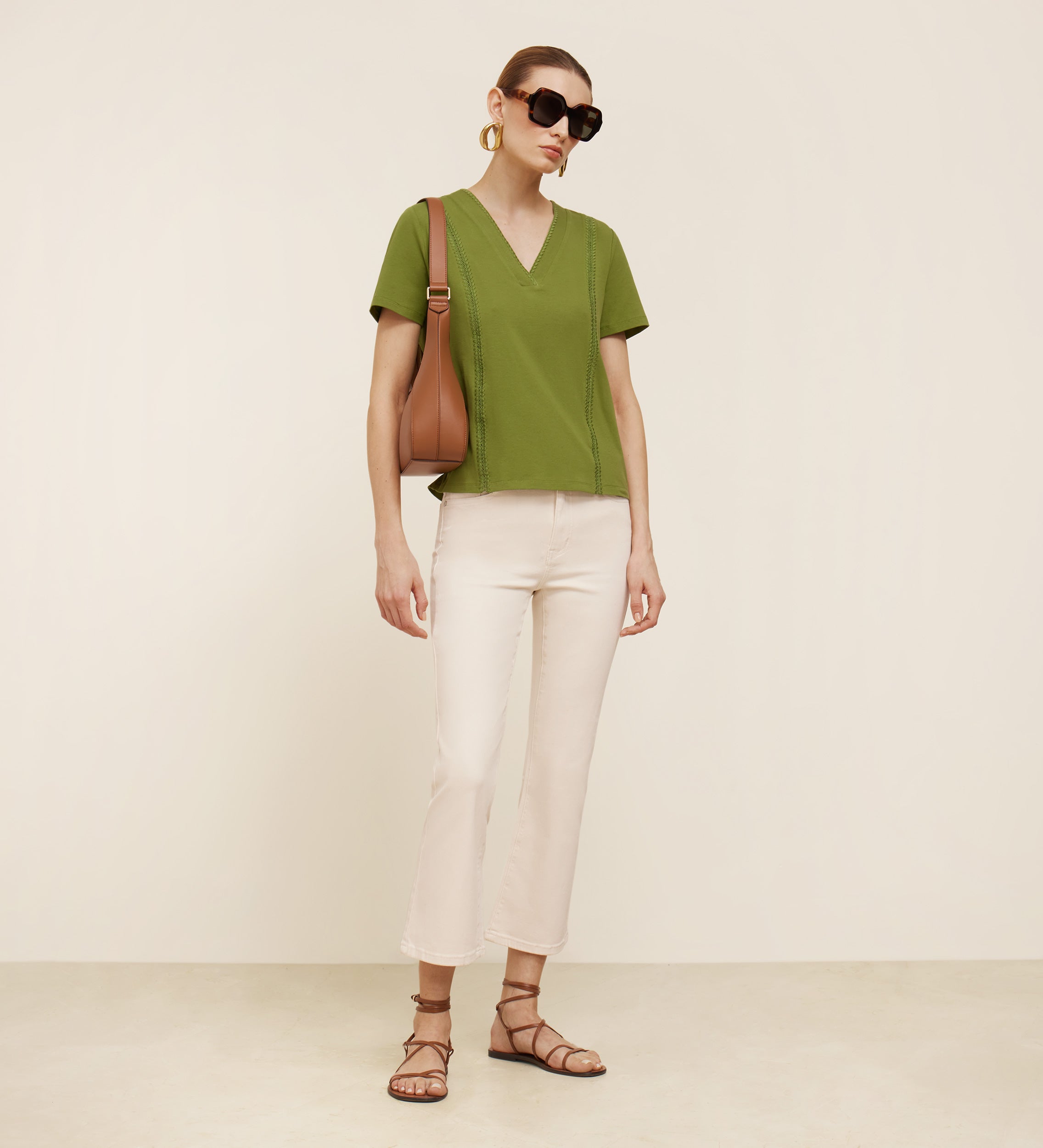 Flared cropped trousers