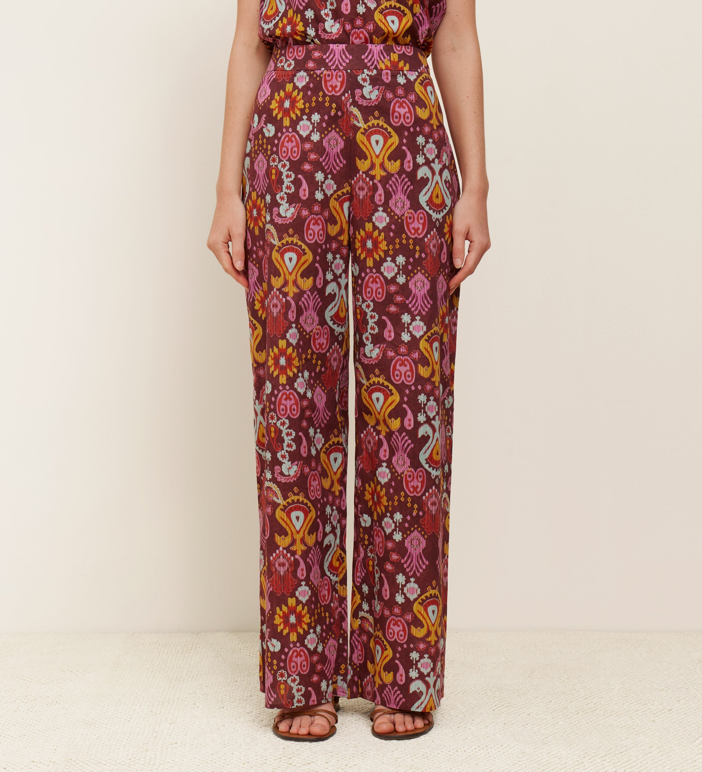 Printed flowing trousers